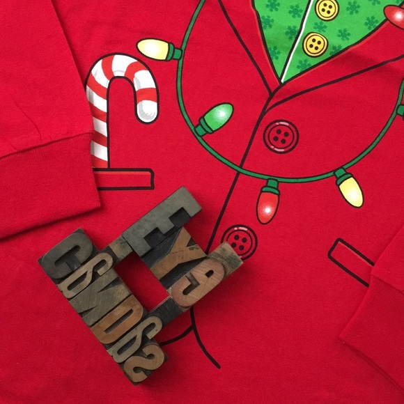 🆕🎄BRAVO INTL., INC. Authentic Classic Christmas T - Picture 7 of 8